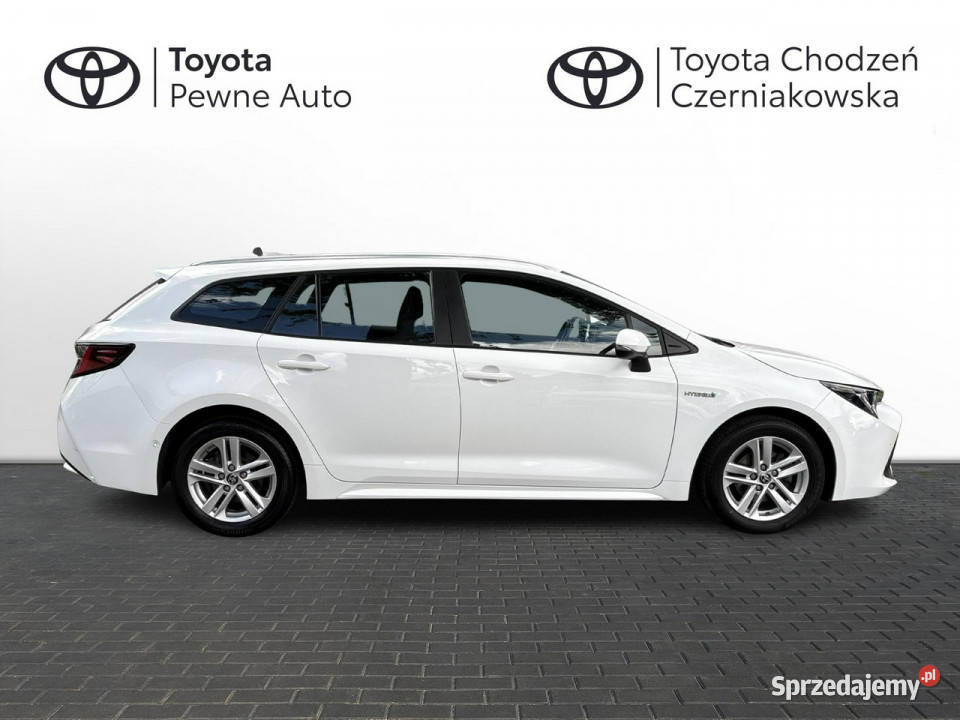 Toyota Corolla 18 Hybrid COMFORT TECH salon światła do jazdy dziennej