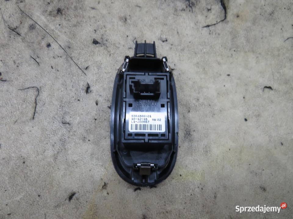 PANEL PRZEŁĄCZNIK SZYB PRAWY TYŁ MINI F55 F56