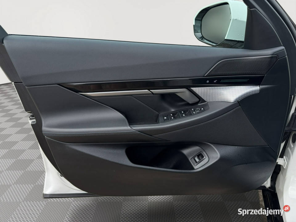 BMW 520 GD7P168520d mHEV M Sport Ambient Podgrzf Pępowo