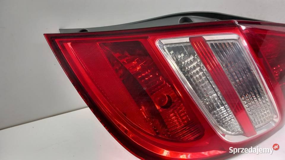 HYUNDAI I30 I HB LAMPA TYŁ PRAWA osobowe Zbierkowo