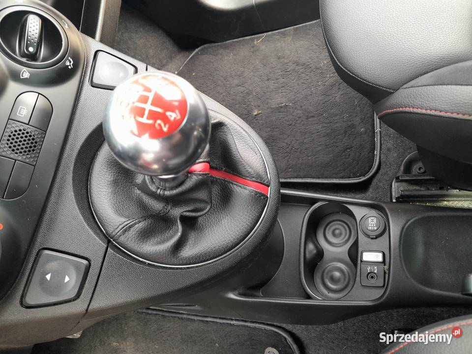 FIAT 500S wersja SPORT 1242 BENZYNA PRZEBIEG 132