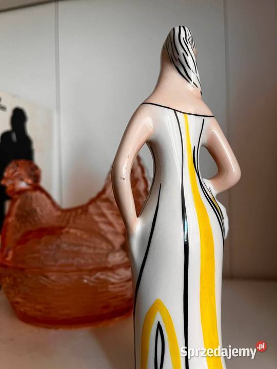 Ćmielów porcelanowa figurka grzybiarka
