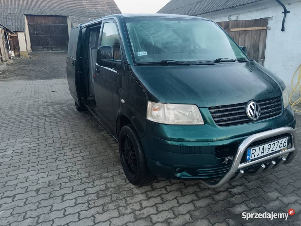 Volkswagen transporter T5 caravelle 25tdi Zamość
