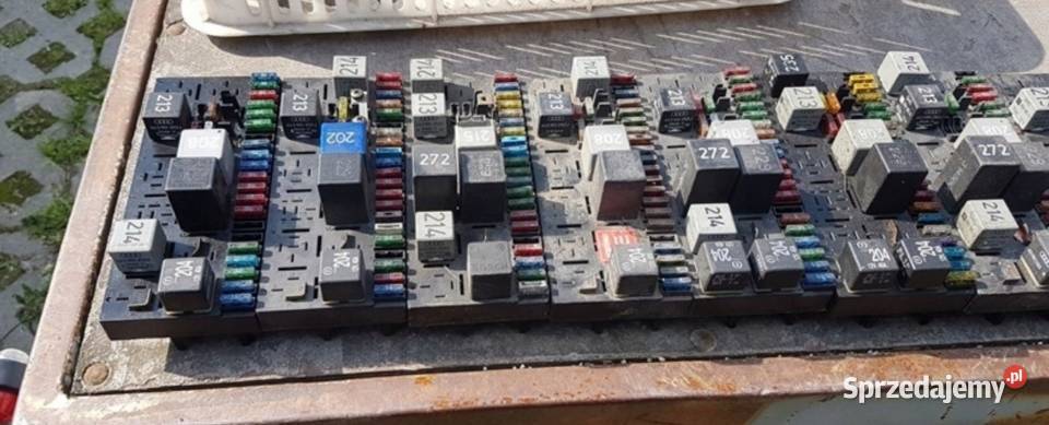 Skrzynka bezpieczników Audi 80 b3 b4 Skrzynki bezpieczników Układ elektryczny, zapłon Gorlice