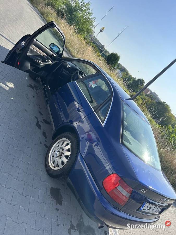 AUDI A4 b5 benzyna ładny stan doinwestowane Świdnik sprzedam