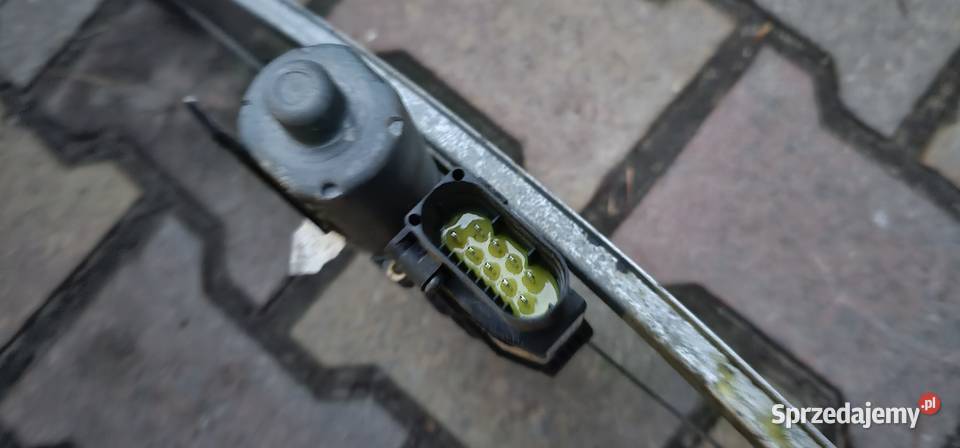 Podnośnik szyby prawy tył mercedes w202 Zbąszyń