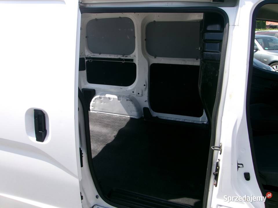 Nissan NV 200 15 D Blaszak Sprowadzony NV200 Dolna Grupa