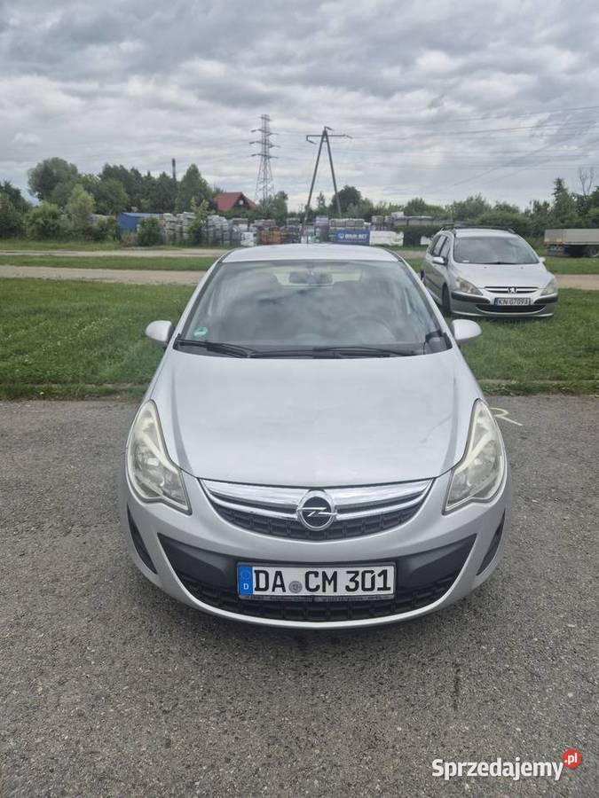 Opel Corsa 12 benzyna 2011 klimatyzacja super