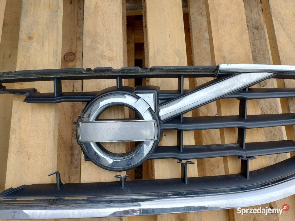 Volvo V60 II S60 emblemat 31214623 listwa Bolęcin