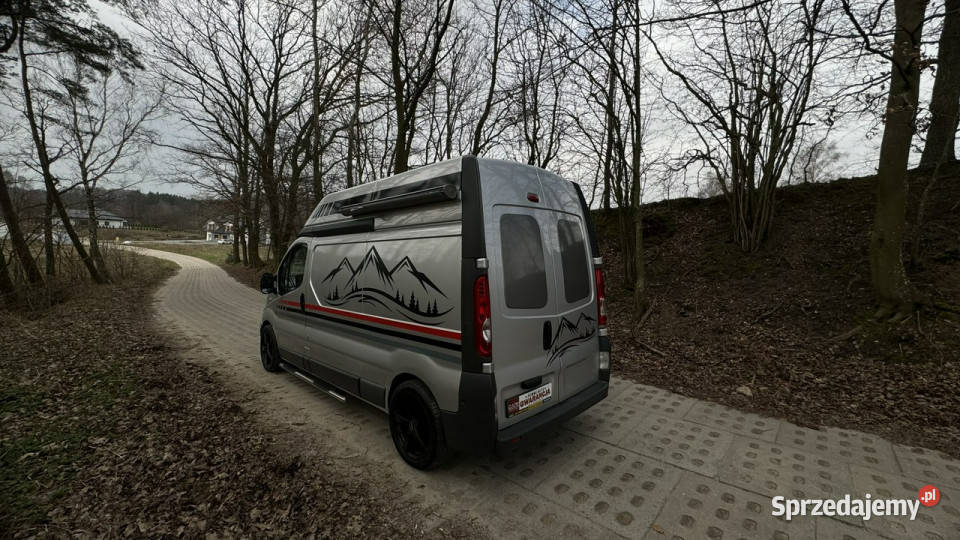 Renault Trafic long Kamper 20dci łóżko lodówka Gdańsk