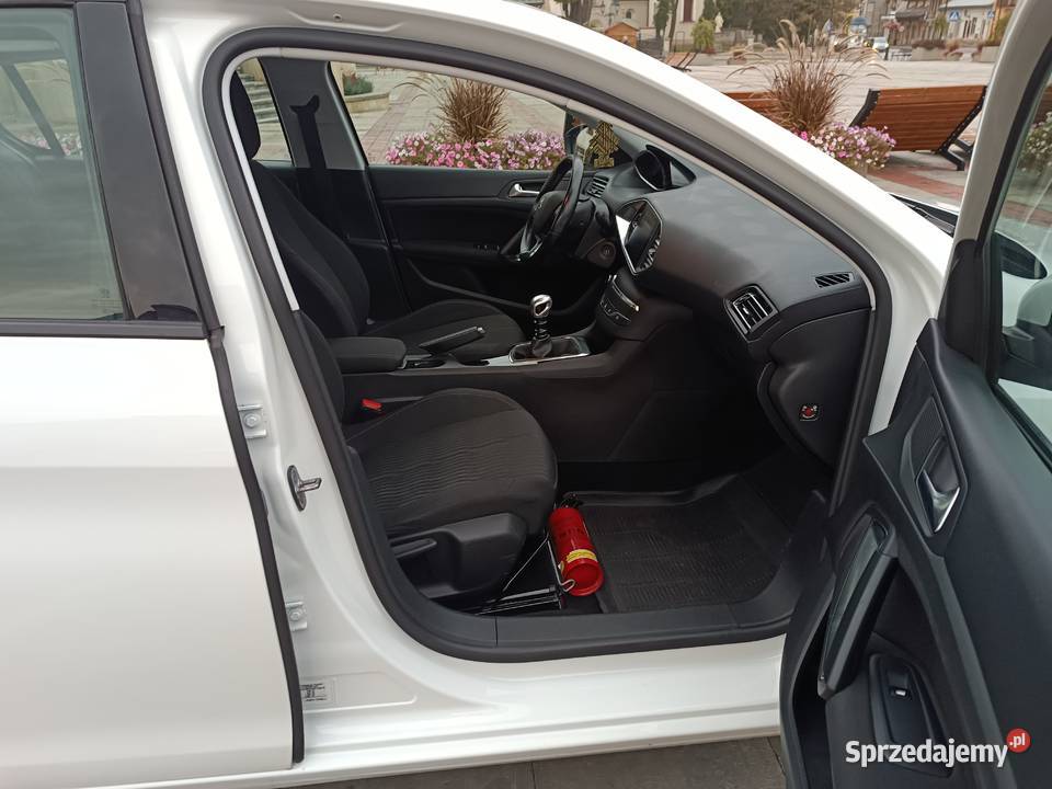 Peugeot 308 130KM Szczebrzeszyn