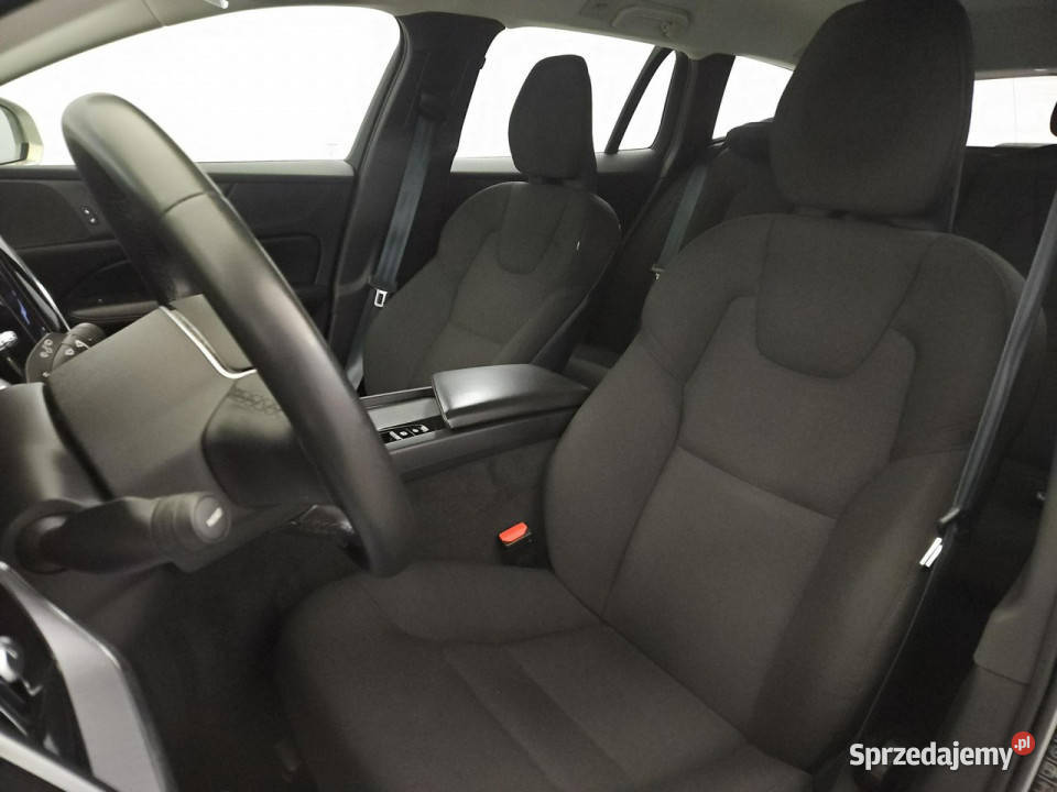 Volvo V60 B4 D Momentum aut Z Polskiego Salonu czujnik deszczu Warszawa
