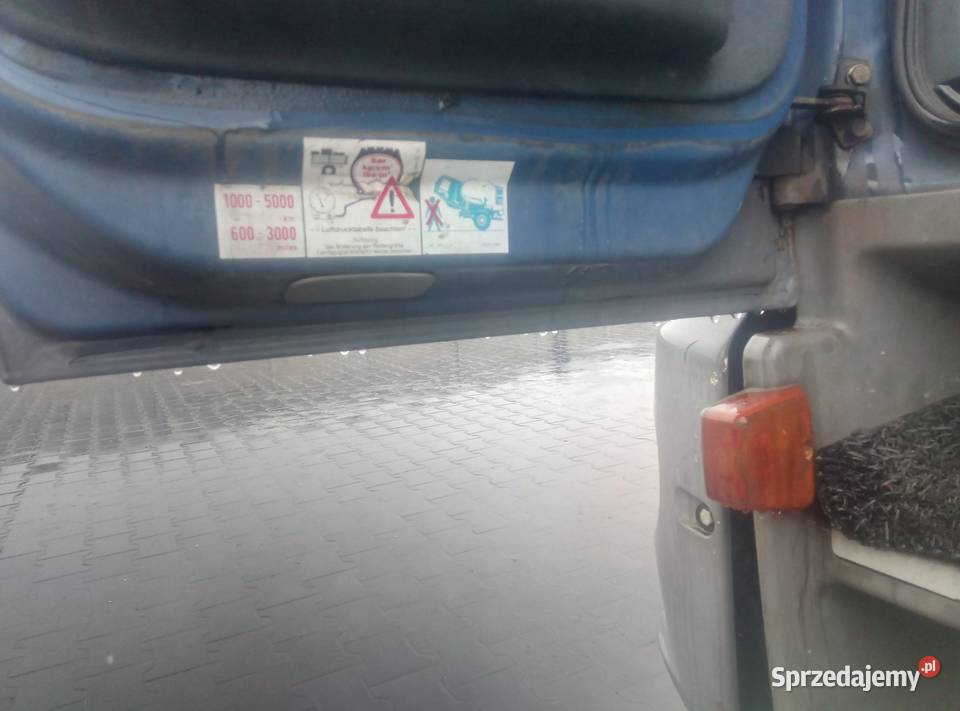 Drzwi lewe kompletne Mercedes Atego Rzędowice sprzedam