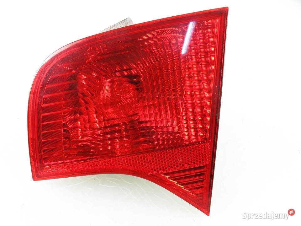 LAMPA PRAWA TYLNA KLAPA AUDI A4 B7 8E5945094A osobowe małopolskie