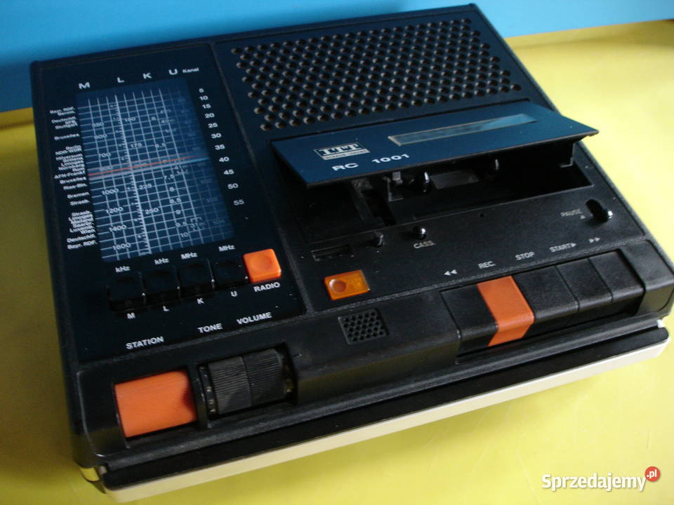 Radiomagnetofon ITT RC1001