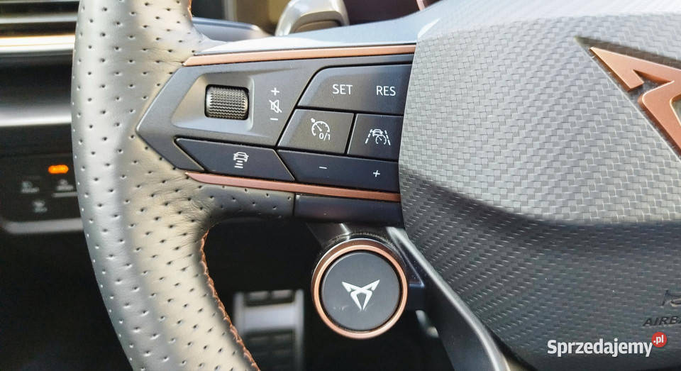 Cupra Formentor VZ 20 TSI DSG nowa nieuszkodzony Dąbrowa Górnicza