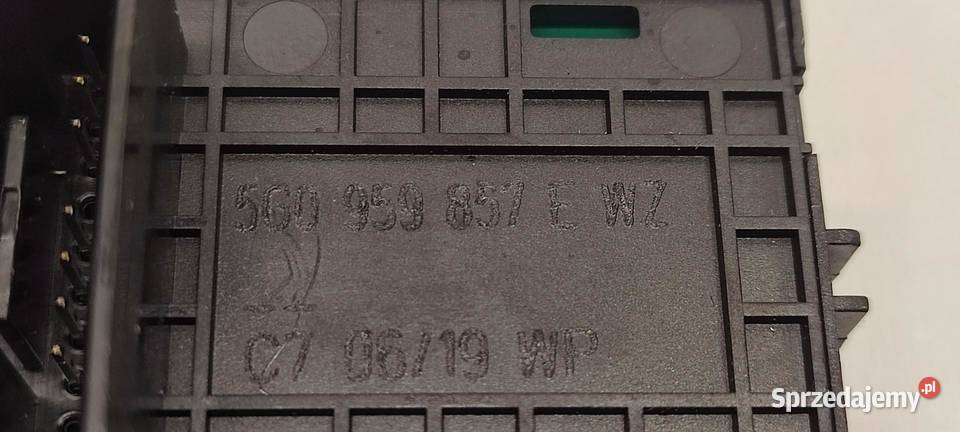 VW TIGUAN PANEL PRZEŁĄCZNIK SZYB 5G0959857E