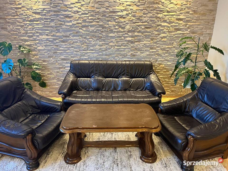 Komplet wypoczynkowy skórzany sofa 2 fotele ława Bibice sprzedam