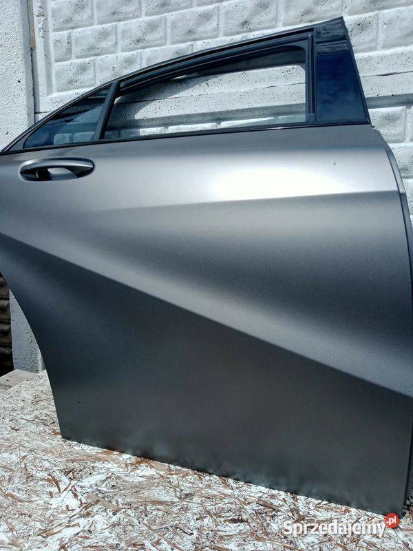 DRZWI PRAWE TYŁ MERCEDES AKLASA W176 SZARY MAT osobowe Rakoniewice