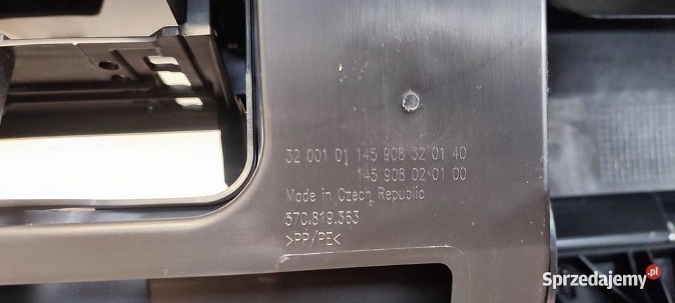 SKODA KAROQ DESKA KOKPIT RHD ANGLIK 57C857007