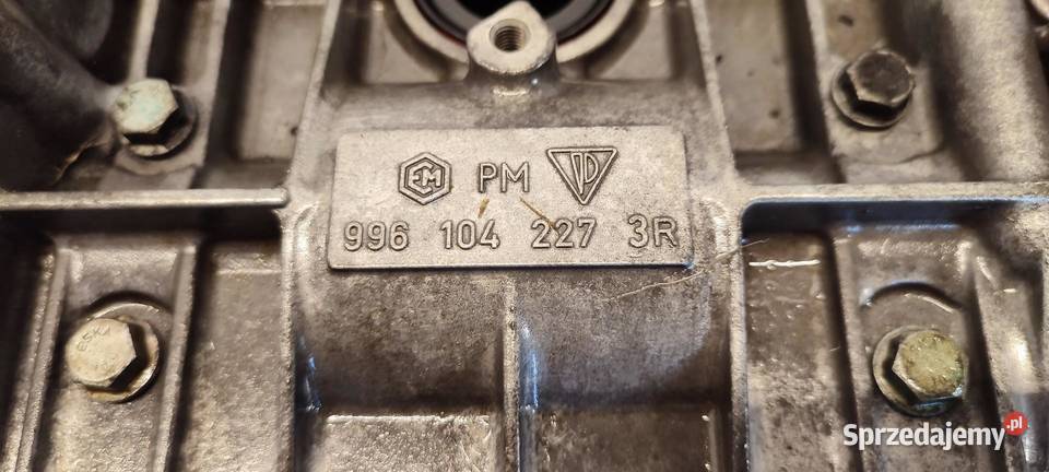 PORSCHE BOXSTER 986 GŁOWNICA CYLINDRÓW 13 LEWA osobowe