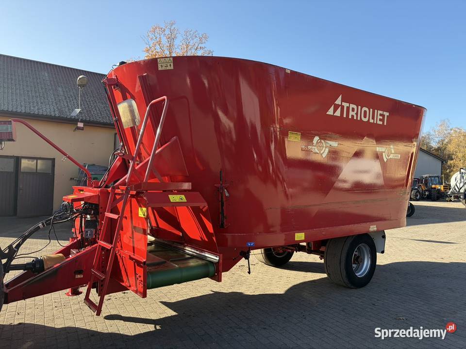Wóz paszowy paszowóz Trioliet 24m mazowieckie Myszyniec