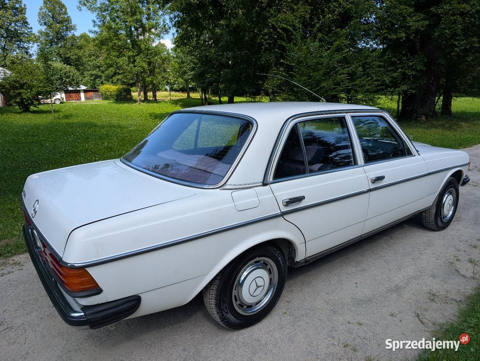 Mercedes Benz W123 200D 2000cm3