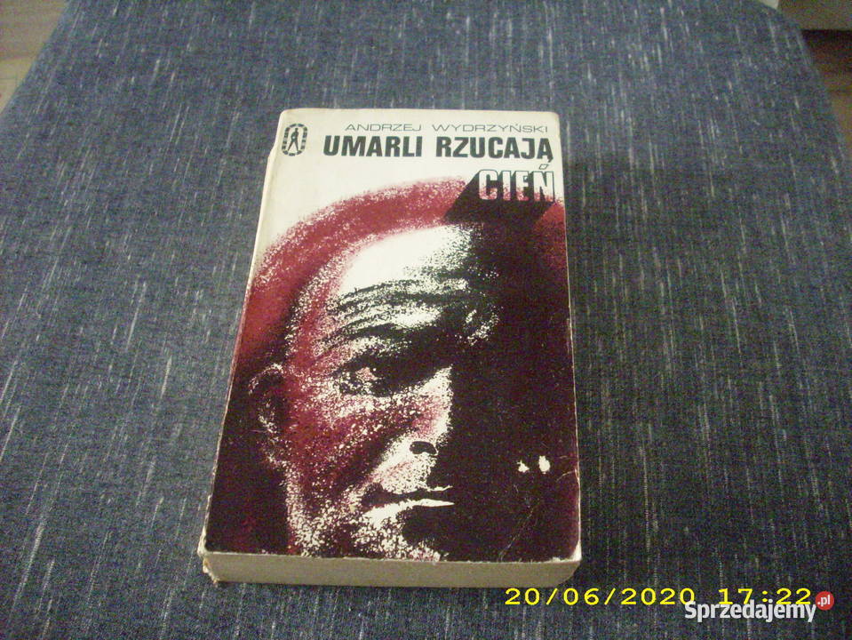 Umarli rzucają cień Wydrzyński k Zamość