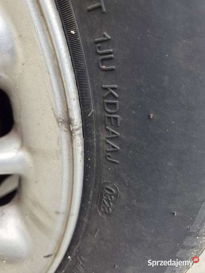 FELGI 16 Z OPONAMI ZIMOWYMI CHRYSLER GRAND Kawnice