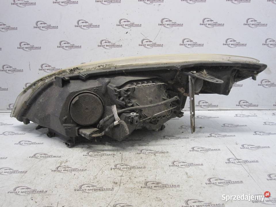 RENAULT MEGANE III 08r lampa prawa przód świętokrzyskie Kielce