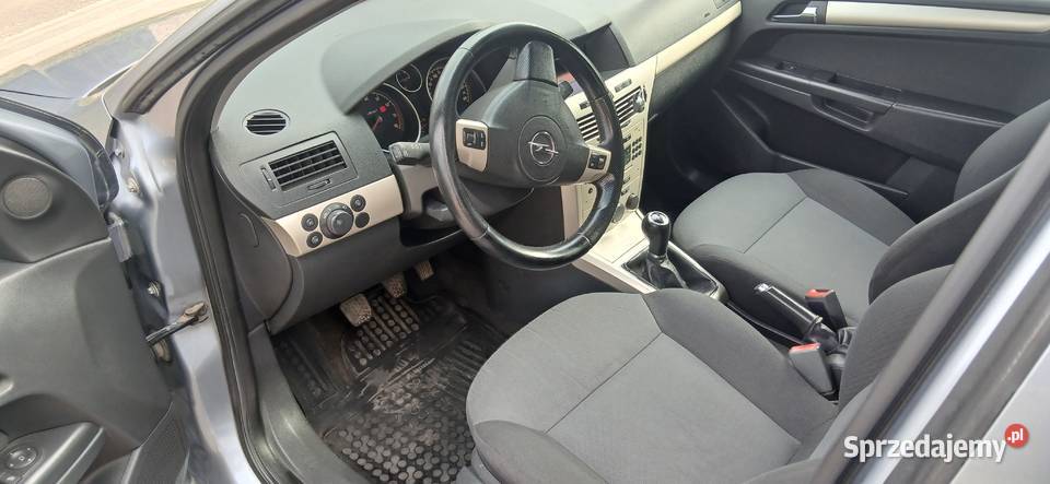 OPEL ASTRA H 18 benzyna lpg 293000km Kałków sprzedam