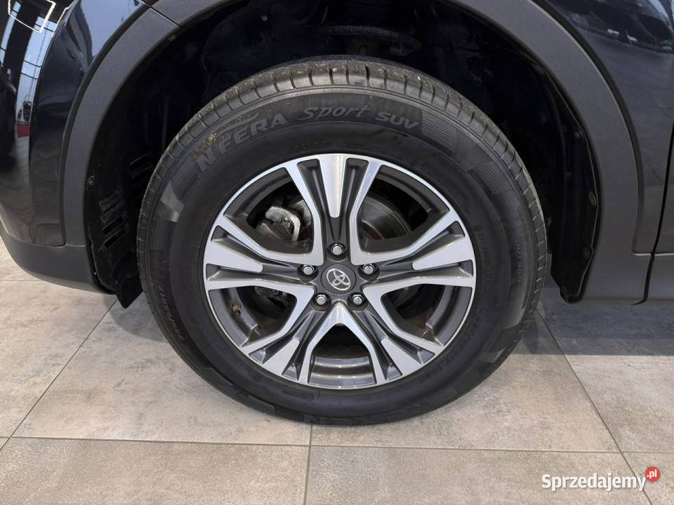 Toyota RAV4 20D4D 124 M6 2015 r komplet opon sprzedam