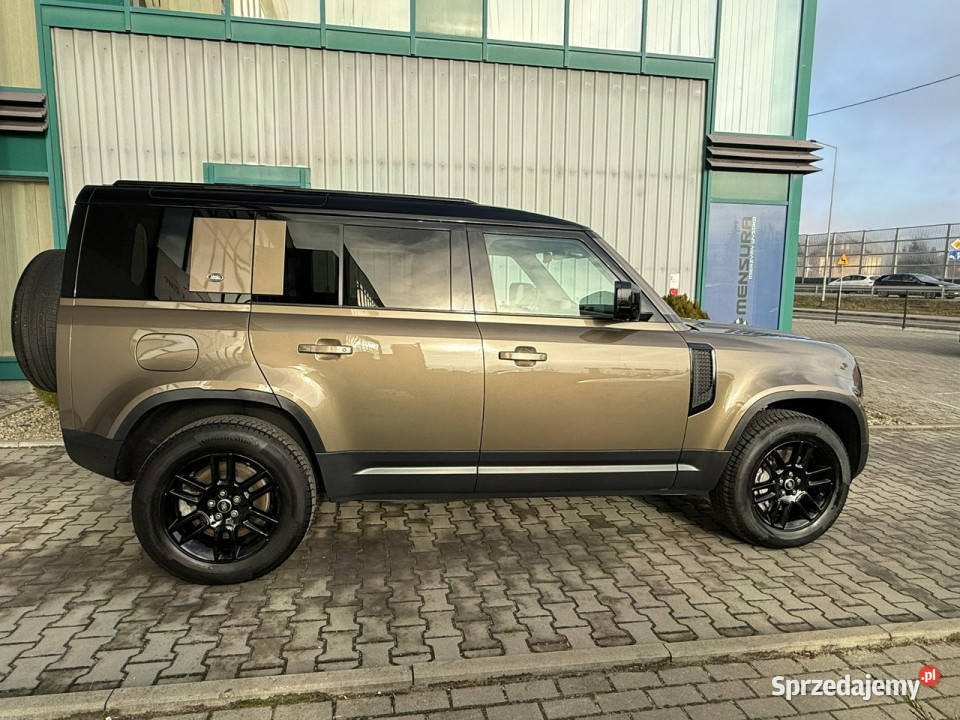 Land Rover Defender First Edition 110 30 P400 lakier metallic Węgrzce