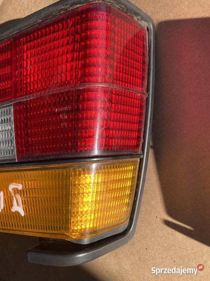 Lampa lewa prawa tył Jetta 2