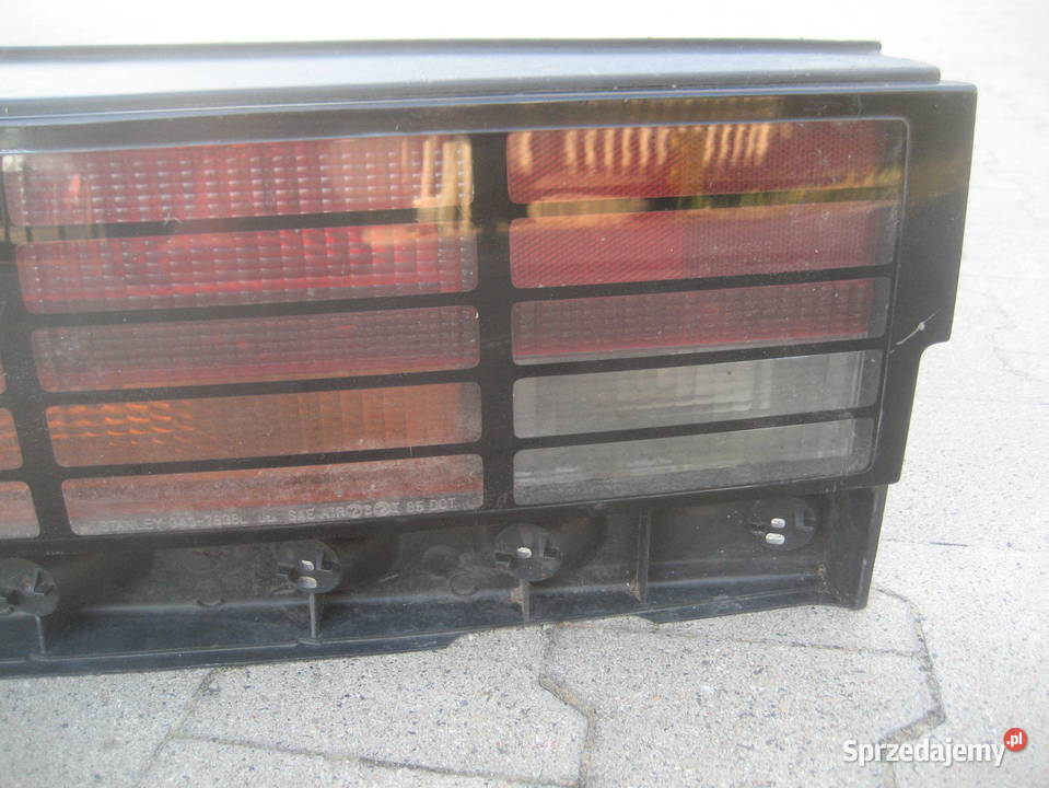 ford probe i lift 9192r lampa tył lewa stanley Rakoniewice sprzedam