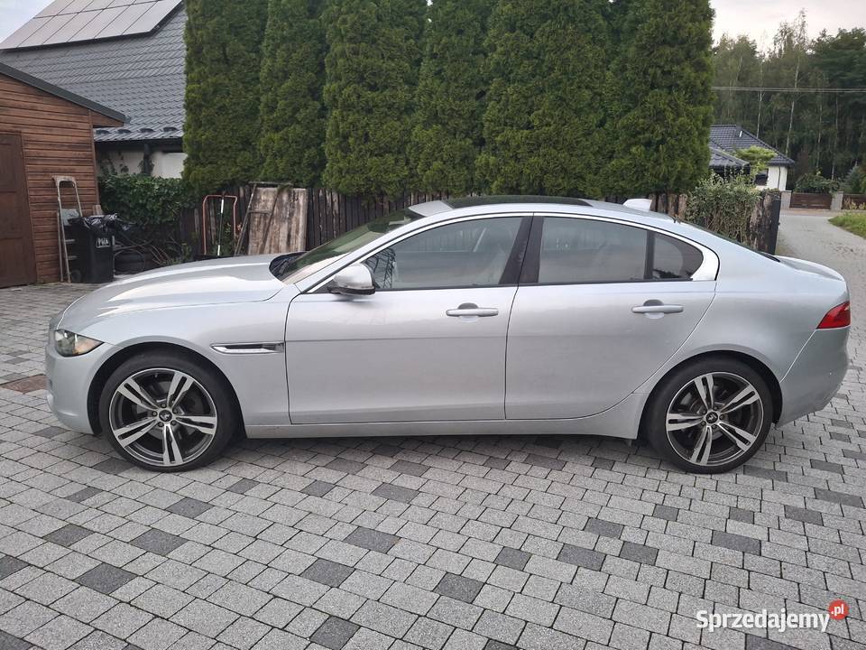 Jaguar XE 2017 25t78 elegancki komfortowy i autoalarm Tarnobrzeg