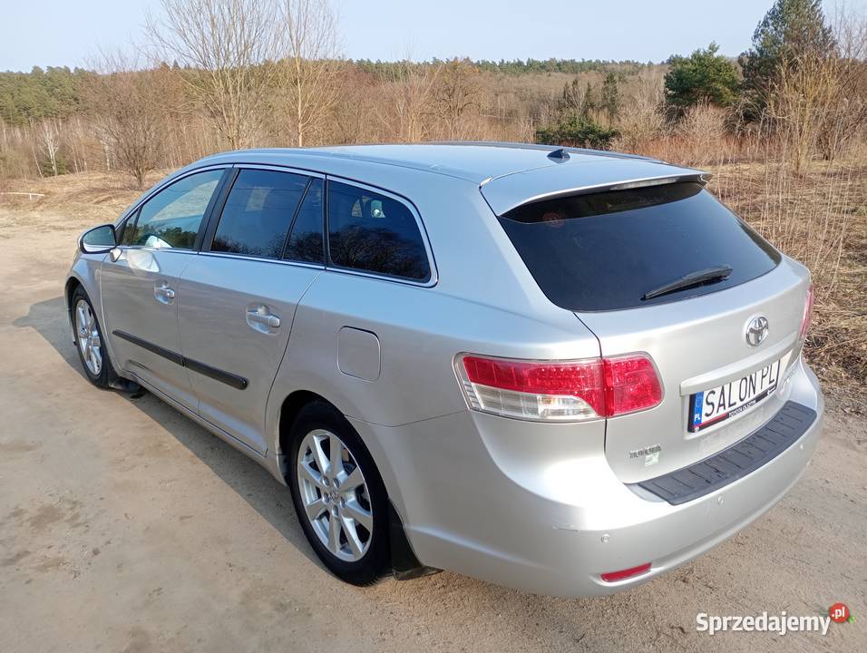 Toyota Avensis t27 salon polska Avensis Olsztyn