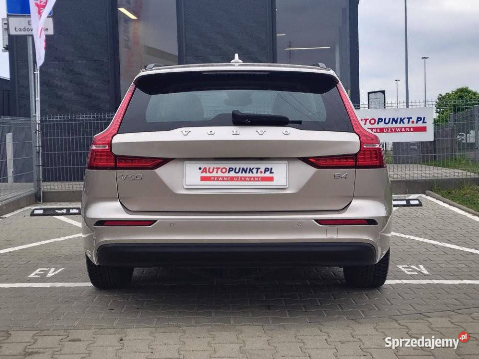 Volvo V60 2023r FV23 Automat Aktywny tempomat Rok produkcji 2023 Poznań