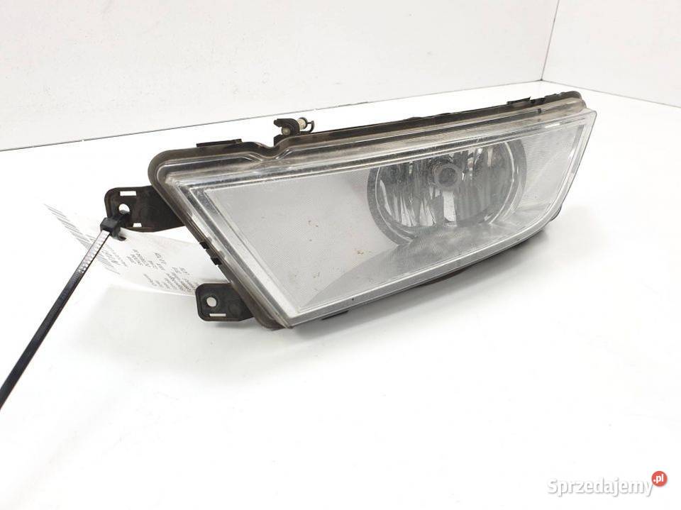 HALOGEN LEWY SKODA OCTAVIA III 5E0941699D Lipno sprzedam