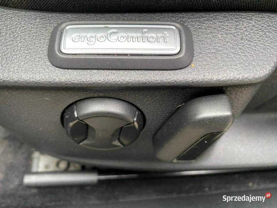 Volkswagen Passat aktywny tempomat Żory