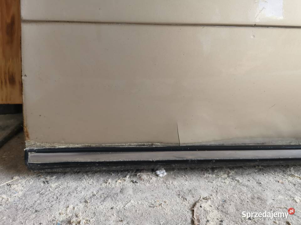 Drzwi przód lewe i prawe Mercedes W123 Karoseria Biały Kościół