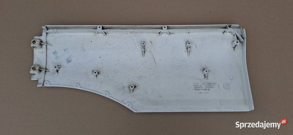 MAN TGX TGA PRZEDŁUŻENIE STOPNICY PRAWNE BIAŁE Bieleń