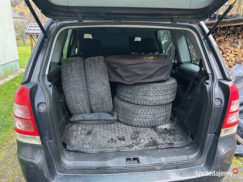 Opel Zafira na części odbudowy Rajcza