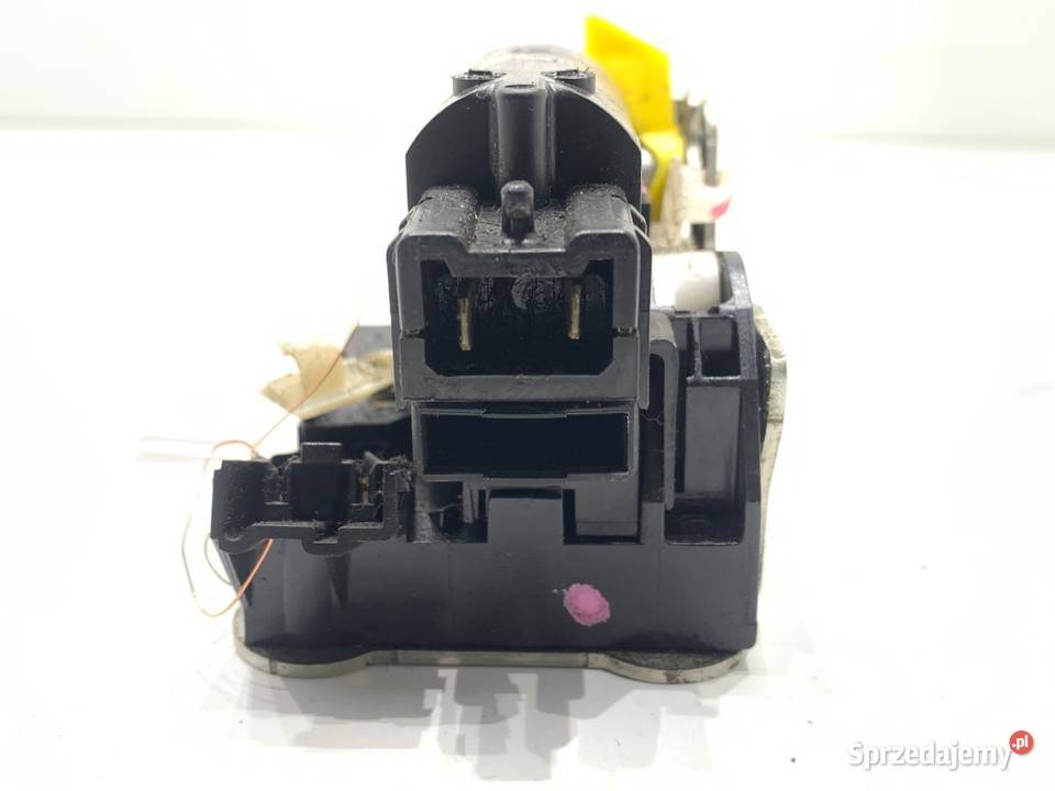 ZAMEK DRZWI PRAWY TYŁ DACIA DUSTER SUV 1018 sprzedam