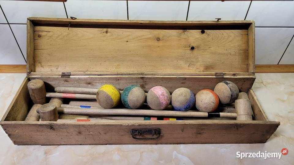 Zabytkowa skrzynia do gry w krokieta croquet Puszczykowo