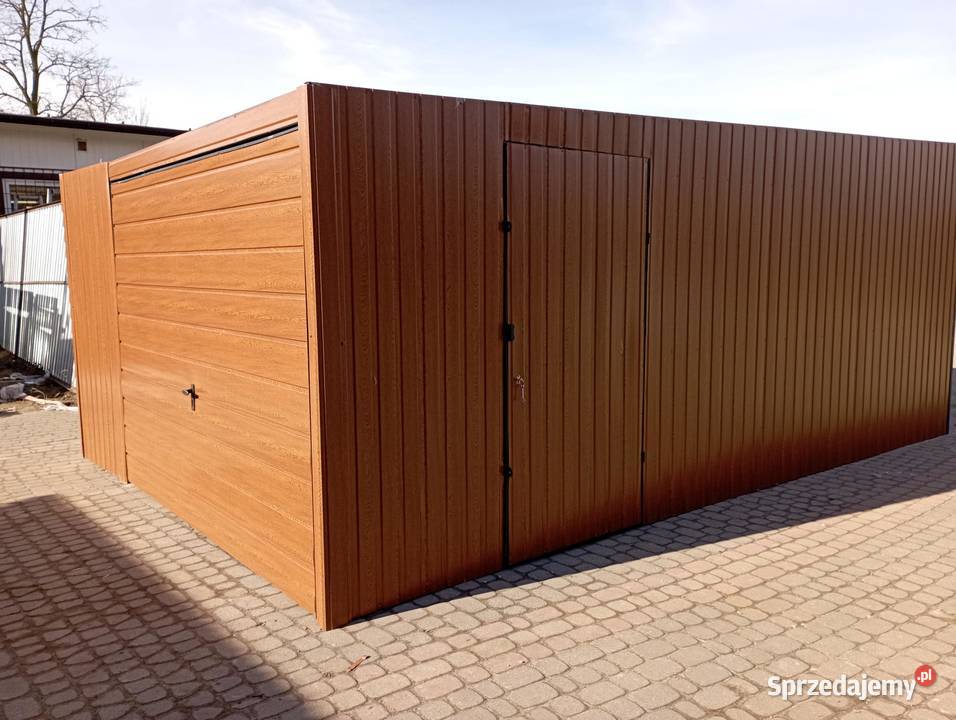 Garaż 3x5 brama uchylna do góry