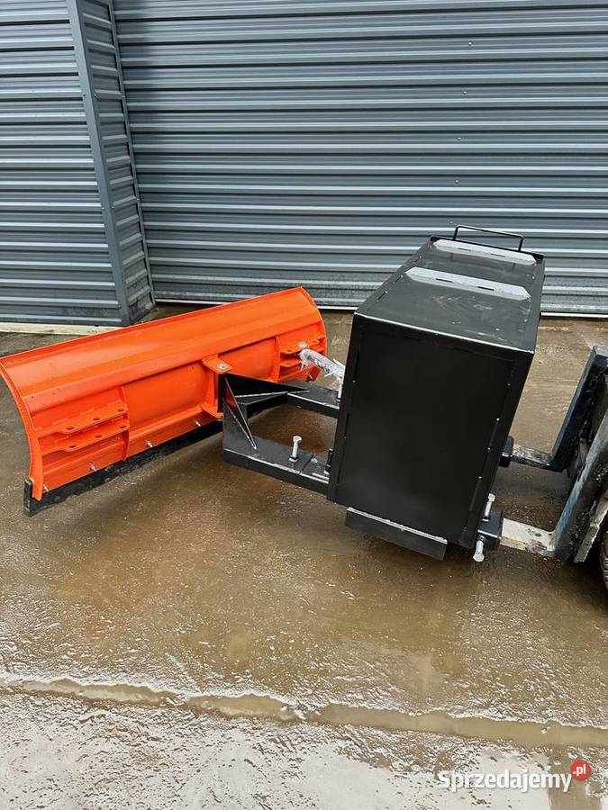 Pług do śniegu solidny osprzęt roboczy 22 m Magazynowanie Gdańsk