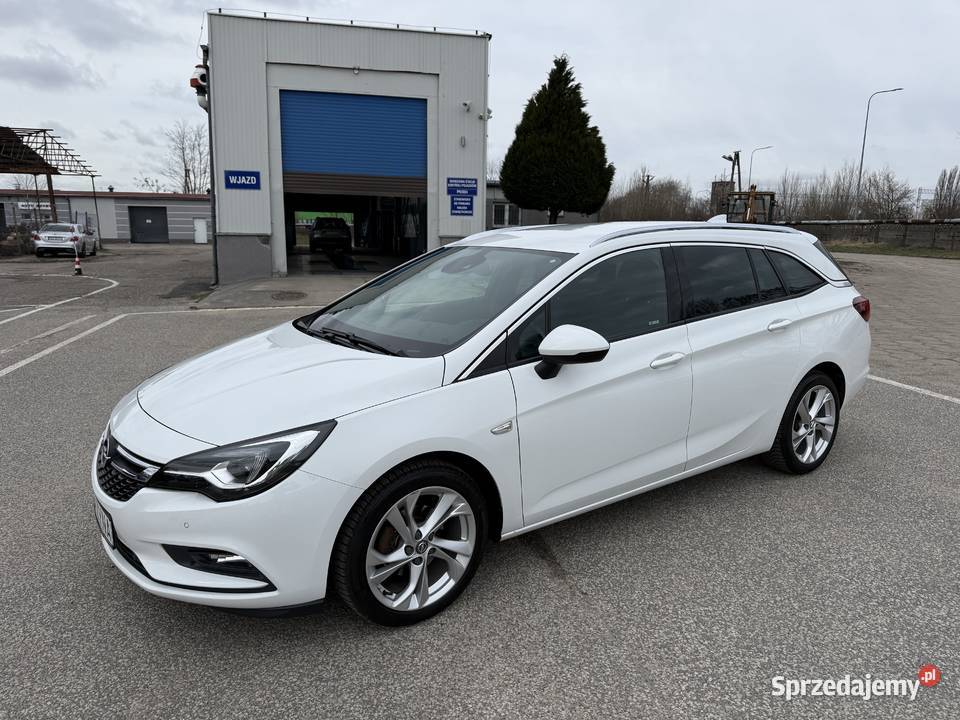 Opel Astra K 14 BENZYNA Nawigacja Kamera Ledy immobilizer Konin