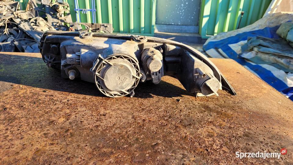 Lampa przednia prawa Rover 200 osobowe Łagów