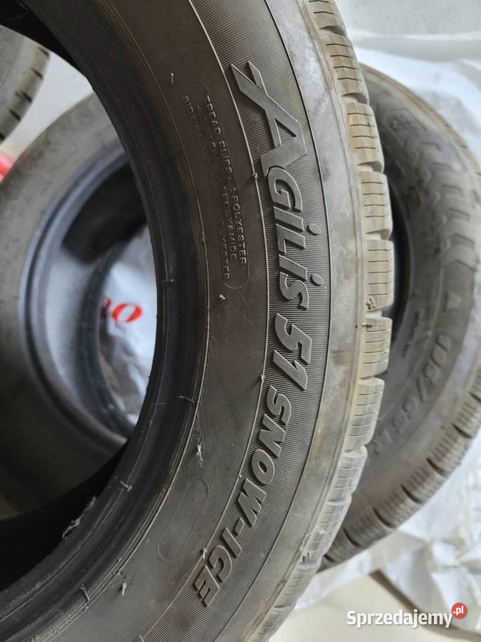 Opony zimowe Michelin Agilis 51 SnowIce 19565